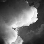 Ref : n587 - Leica M8 - Summicron 35mm - 21 août 2012<p class='text'>Perdu. Ciel de Bangkok, Thailande<p align='right'><a href='achat2012fr.php?ref=N587'>[ Commander un tirage</a><img src='images/cart.png' align='absmiddle'><a href='achat2012eng.php?ref=N587'>Order a print ]</a>