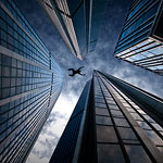 Ref : C599 - Nikon D300 - Sigma 10-20mm - Décembre 2009 (Photo-montage)<p class='text'>Base jump, Tour(s) Montparnasse, Paris<p align='right'><a href='achat2012fr.php?ref=C599'>[ Commander un tirage</a><img src='images/cart.png' align='absmiddle'><a href='achat2012eng.php?ref=C599'>Order a print ]</a>