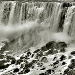 Ref : n273 - Nikon D300 - Nikkor 18-200mm<p class='text'>Chutes du Niagara, Canada<p align='right'><a href='achat2012fr.php?ref=N273'>[ Commander un tirage</a><img src='images/cart.png' align='absmiddle'><a href='achat2012eng.php?ref=N273'>Order a print ]</a>