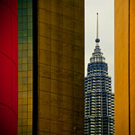 Ref : C585 - Nikon D300 - Nikkor 18-200mm - Septembre 2010<p class='text'>Kuala Lumpur, Malaisie<p align='right'><a href='achat2012fr.php?ref=C585'>[ Commander un tirage</a><img src='images/cart.png' align='absmiddle'><a href='achat2012eng.php?ref=C585'>Order a print ]</a>