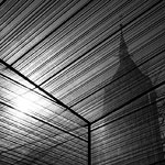 Ref : N626 - Leica M8 - Summicron 35mm - 9 mars 2014 <div Style='position: absolute; top: 8px; right: 0px;'><a href='http://goo.gl/maps/TScWi' target='_blank'><img src='thumbs/pin.png' align='absmiddle'/></a>  <a href='exif_more.php?ex=n626&lo=http://goo.gl/maps/TScWi'><img src='thumbs/cam.png' align='absmiddle'/></a></div><p class='text'>Eglise Theodorskirche derrière une vitre à l'arrêt du tram 2, Wettsteinplatz, Bâle.<p align='right'><a href='achat2012fr.php?ref=n626'>[ Commander un tirage</a><img src='images/cart.png' align='absmiddle'><a href='achat2012eng.php?ref=n626'>Order a print ]</a>