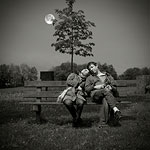 Ref : n416 - Leica M8 - Summicron 35mm asph<p class='text'>Les amoureux... Henriette et Daniel<p align='right'><a href='achat2012fr.php?ref=N416'>[ Commander un tirage</a><img src='images/cart.png' align='absmiddle'><a href='achat2012eng.php?ref=N416'>Order a print ]</a>