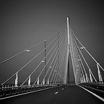 Ref : n461  - Leica M8 - Summicron 35mm - Mars 2010<p class='text'>Pont de Normandie, France.<p align='right'><a href='achat2012fr.php?ref=N461'>[ Commander un tirage</a><img src='images/cart.png' align='absmiddle'><a href='achat2012eng.php?ref=N461'>Order a print ]</a>