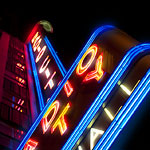 Ref : C616 - Leica M8 - Summicron 35mm - Juin 2011<p class='text'>Radio City Music Hall, New York.<p align='right'><a href='achat2012fr.php?ref=C616'>[ Commander un tirage</a><img src='images/cart.png' align='absmiddle'><a href='achat2012eng.php?ref=C616'>Order a print ]</a>