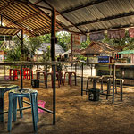 Ref : C486 - Nikon D300 - Nikkor 18-200mm - Avril 2009<p class='text'>restaurant à Paï, Thaïlande<p align='right'><a href='achat2012fr.php?ref=C486'>[ Commander un tirage</a><img src='images/cart.png' align='absmiddle'><a href='achat2012eng.php?ref=C486'>Order a print ]</a>