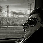 Ref : n268 - Nikon D300 - Nikkor 18-200mm<p class='text'>Fuck off!! Don't wake me up... Musicien en tournée, sur la route.. Ontario, Canada<p align='right'><a href='achat2012fr.php?ref=N268'>[ Commander un tirage</a><img src='images/cart.png' align='absmiddle'><a href='achat2012eng.php?ref=N268'>Order a print ]</a>