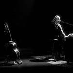 Ref : n589 - Leica M8 - Summicron 35mm - 05 octobre 2012<p class='text'>Roger Hodgson à l'Olympia, Paris (Image prise depuis les coulisses).<p align='right'><a href='achat2012fr.php?ref=N589'>[ Commander un tirage</a><img src='images/cart.png' align='absmiddle'><a href='achat2012eng.php?ref=N589'>Order a print ]</a>
