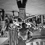 Ref : n494  - Leica M8 - Summicron 35mm - Juin 2011<p class='text'>Acrobates, South Ferry port.